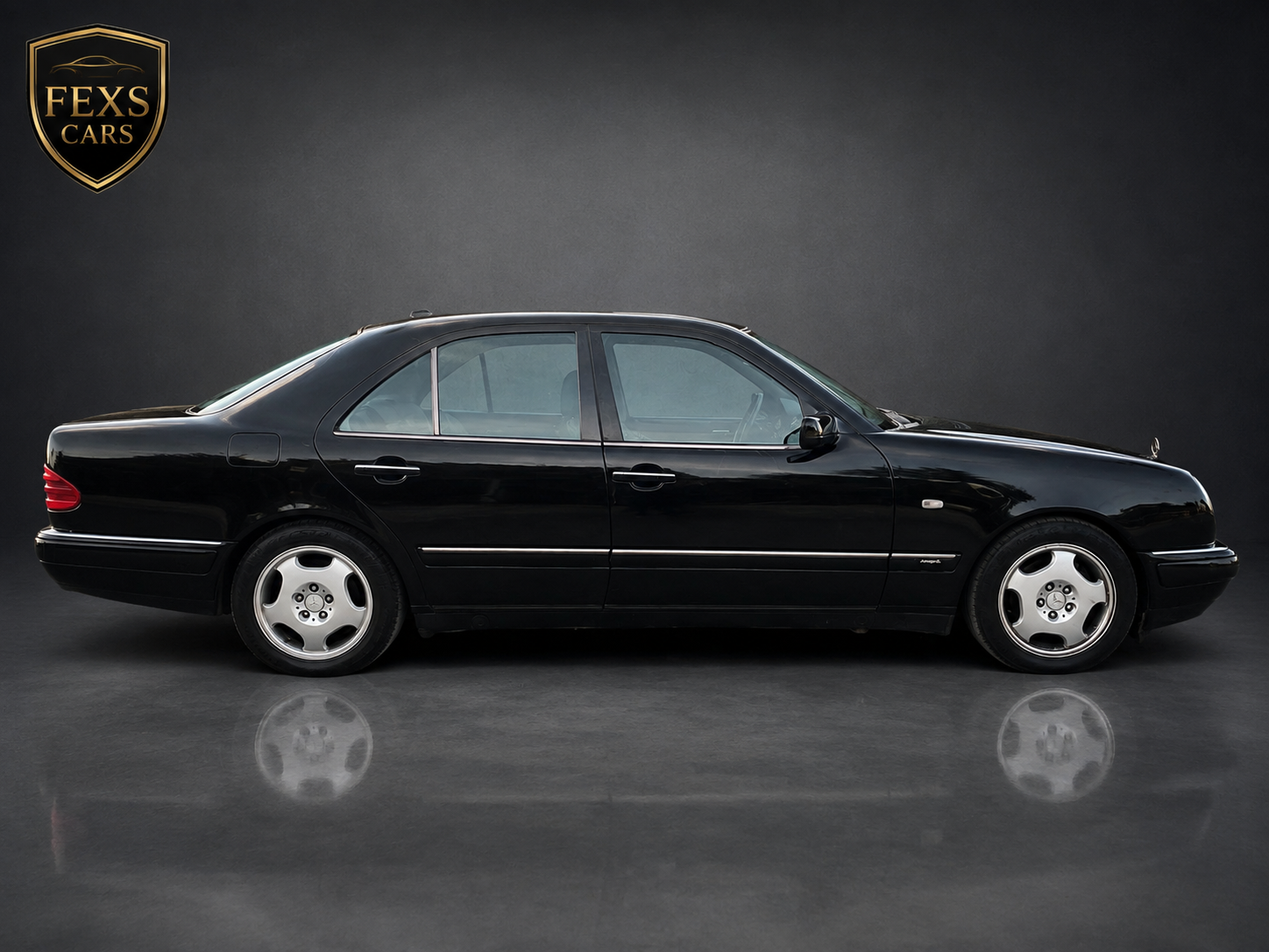 MERCEDES-BENZ E300 TURBODIESEL — foto 2